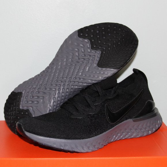 nike epic react flyknit 2 black black gunsmoke